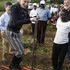 Мадонна в Малави. Фото: © REUTERS/Mike Hutchings.